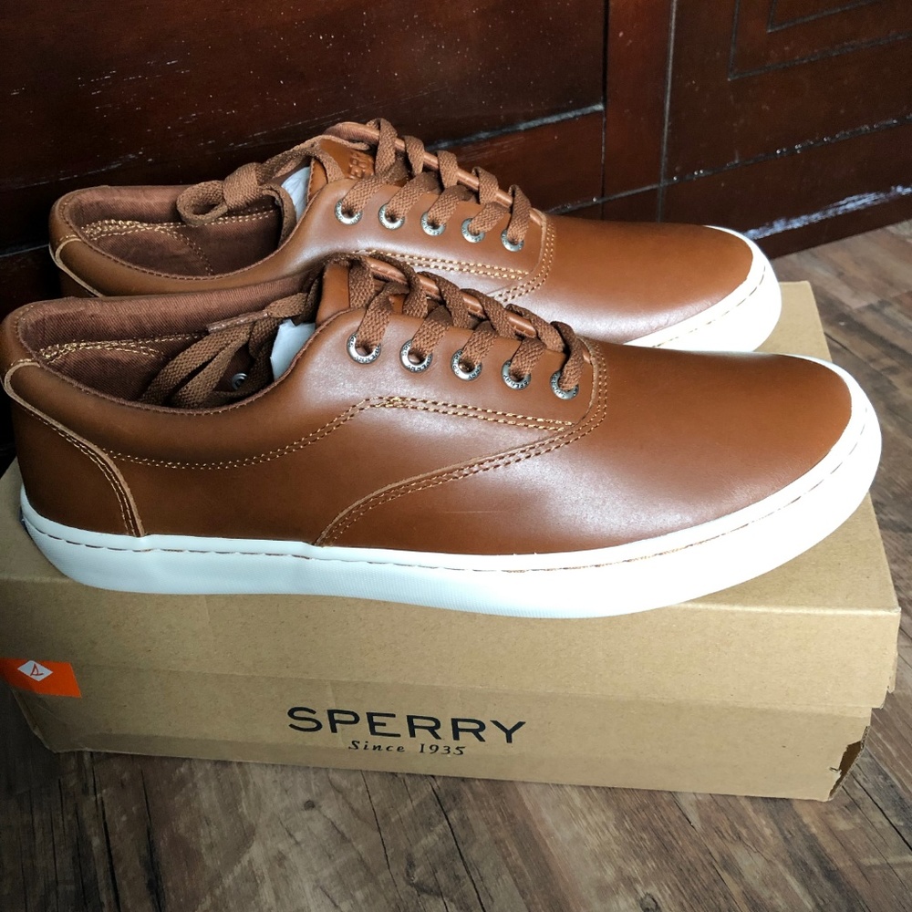 Men's Sperry sneakers